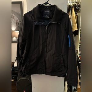 Perfect rainy jacket, lined, pocket on sleeve, very comfortable